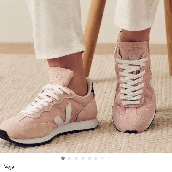 Veja Shoes - Veja Women's Blush Pink Sneakers.Great condition.